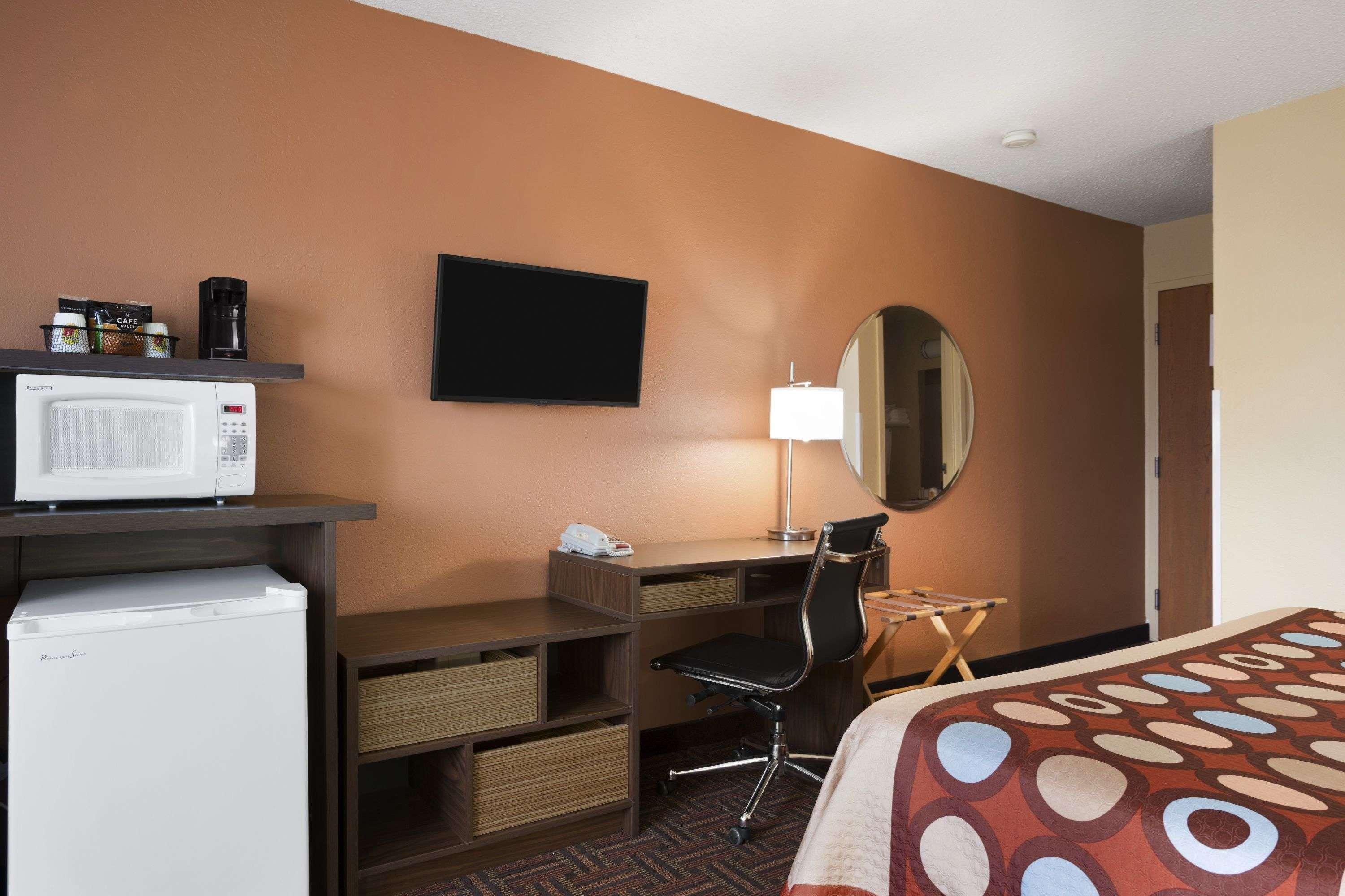Super 8 By Wyndham Marion Motel Luaran gambar